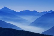 世界举重青训技术手册更新：力学分析助力动作优化，世界举重强队